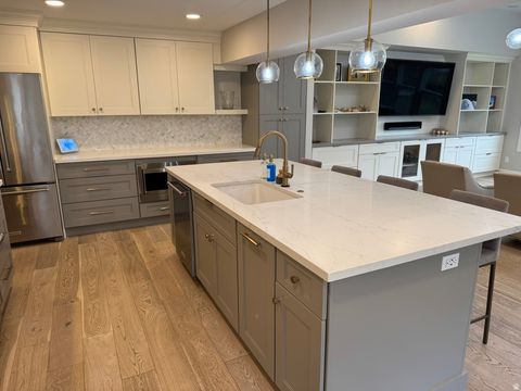 Tiny photo for 1761 E SOUTHMOOR DR S, Holladay, UT 84117 (MLS # 2120583)