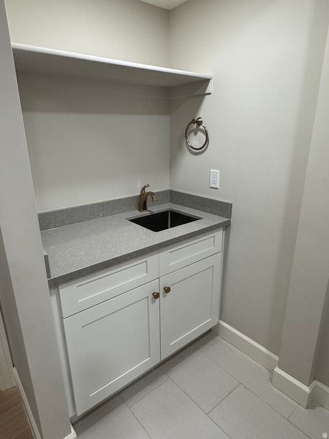 Tiny photo for 1761 E SOUTHMOOR DR S, Holladay, UT 84117 (MLS # 2120583)