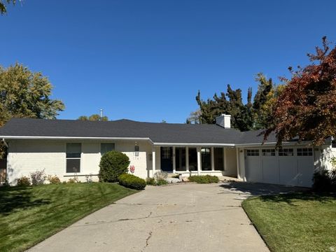 Photo of 1761 E SOUTHMOOR DR S, Holladay, UT 84117 (MLS # 2120583) Photo of 1761 E SOUTHMOOR DR S, Holladay, UT 84117 (MLS # 2120583)