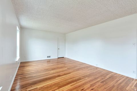 Tiny photo for 3757 S 2300 E, Millcreek, UT 84109 (MLS # 2127255)