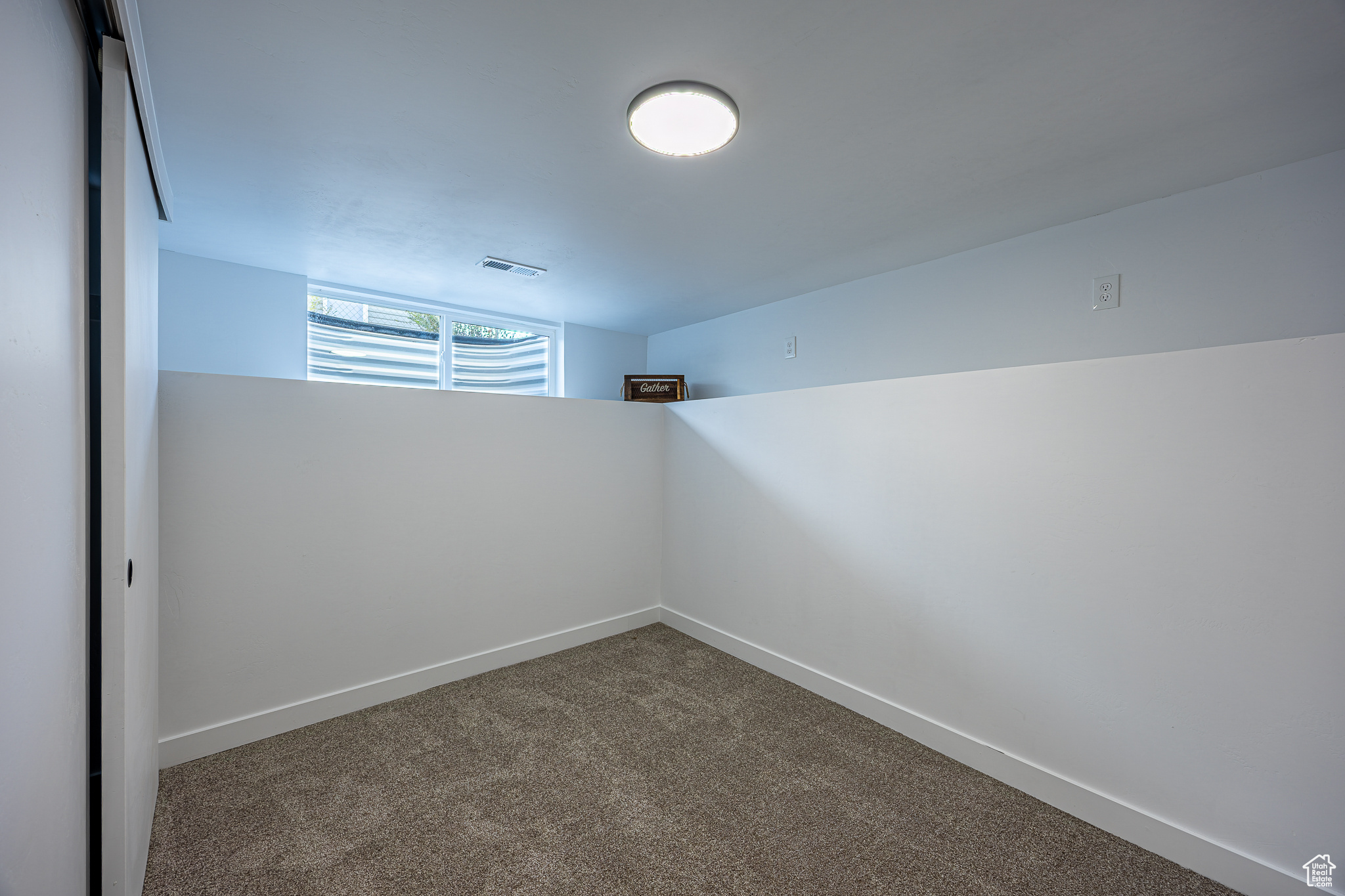 KEARNS TOWNSITE - Residential