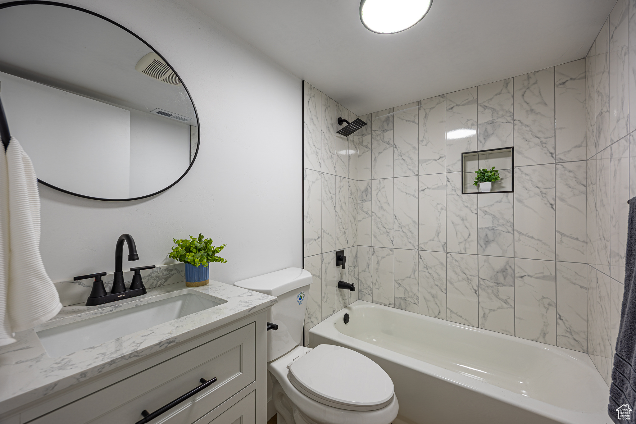 KEARNS TOWNSITE - Residential
