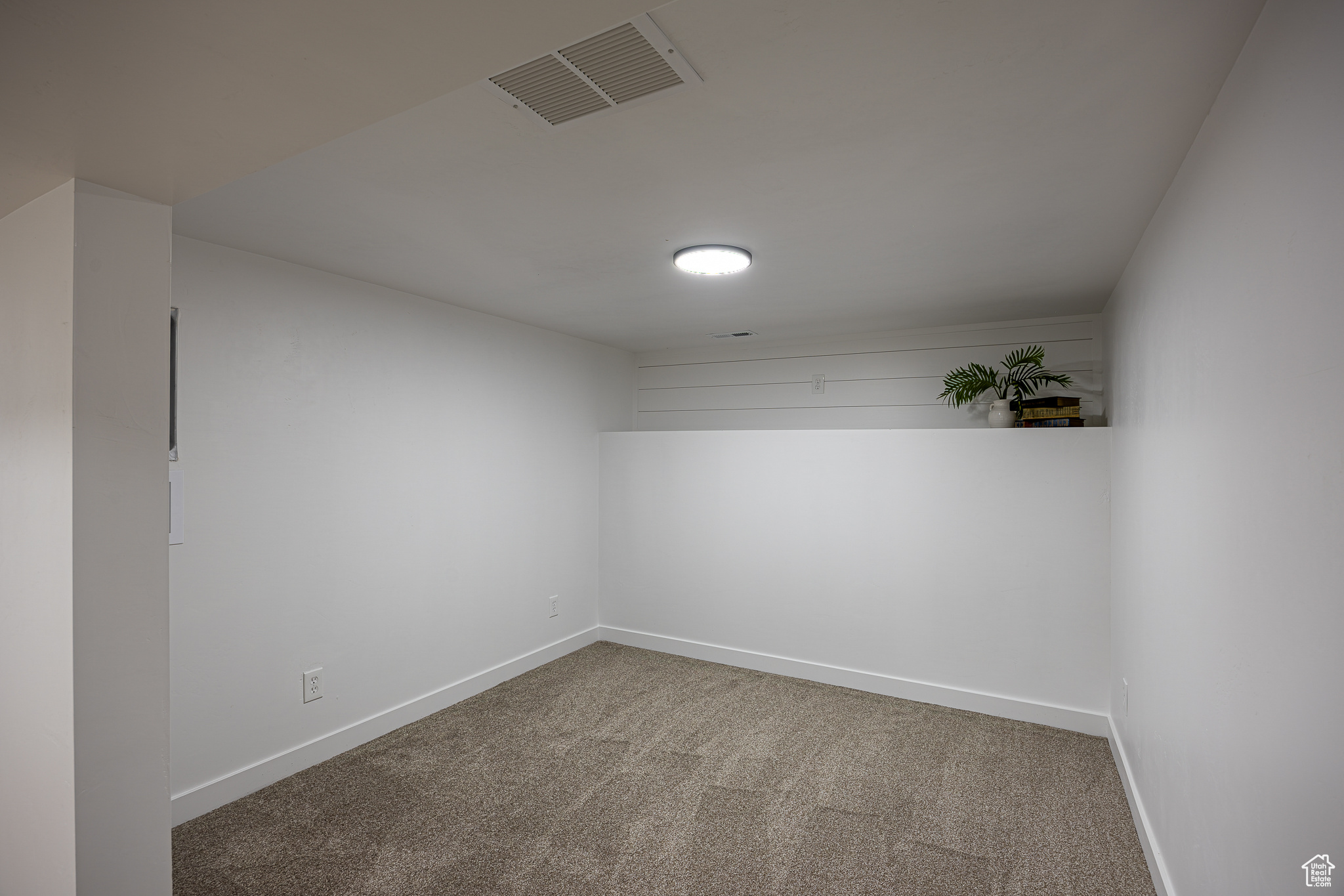 KEARNS TOWNSITE - Residential
