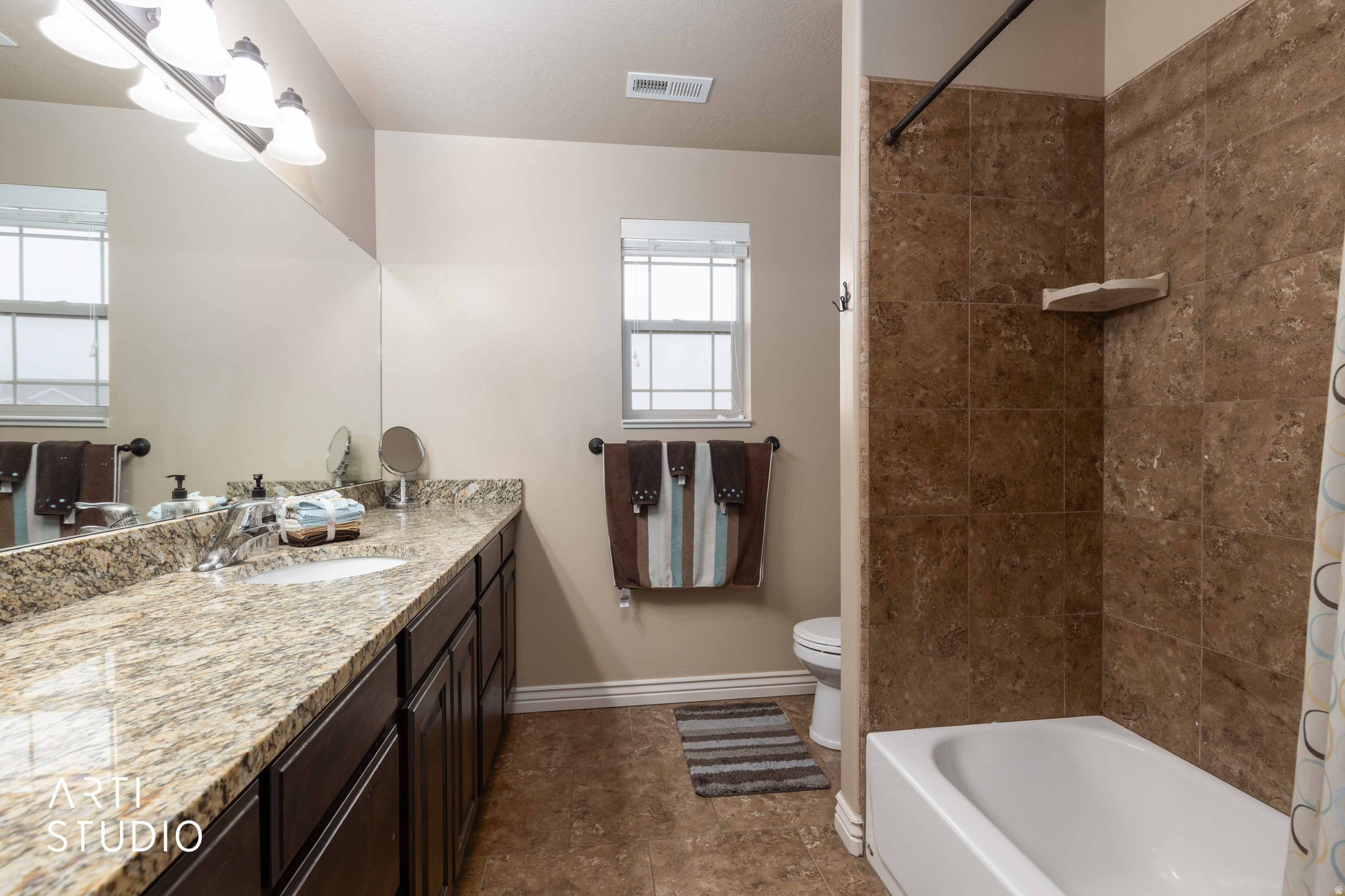 BROOKFIELD MEADOWS - Residential