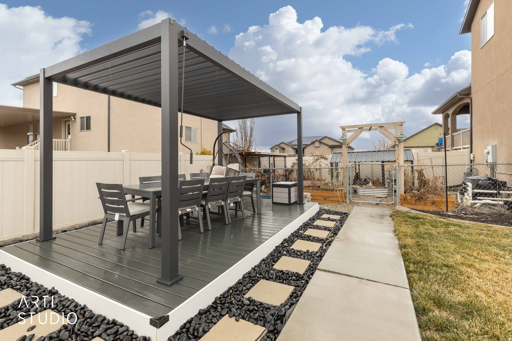 BROOKFIELD MEADOWS - Residential