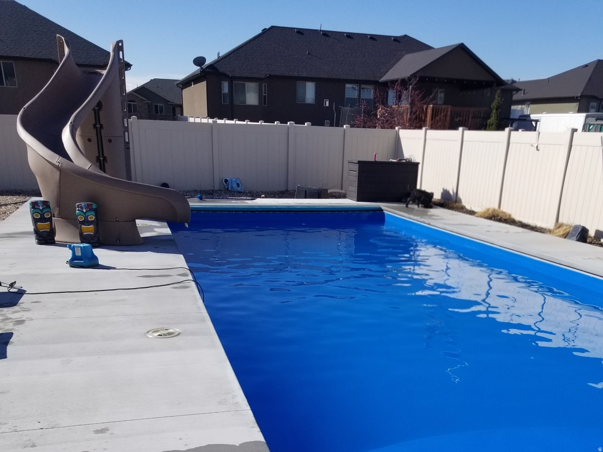 BROOKFIELD MEADOWS - Residential