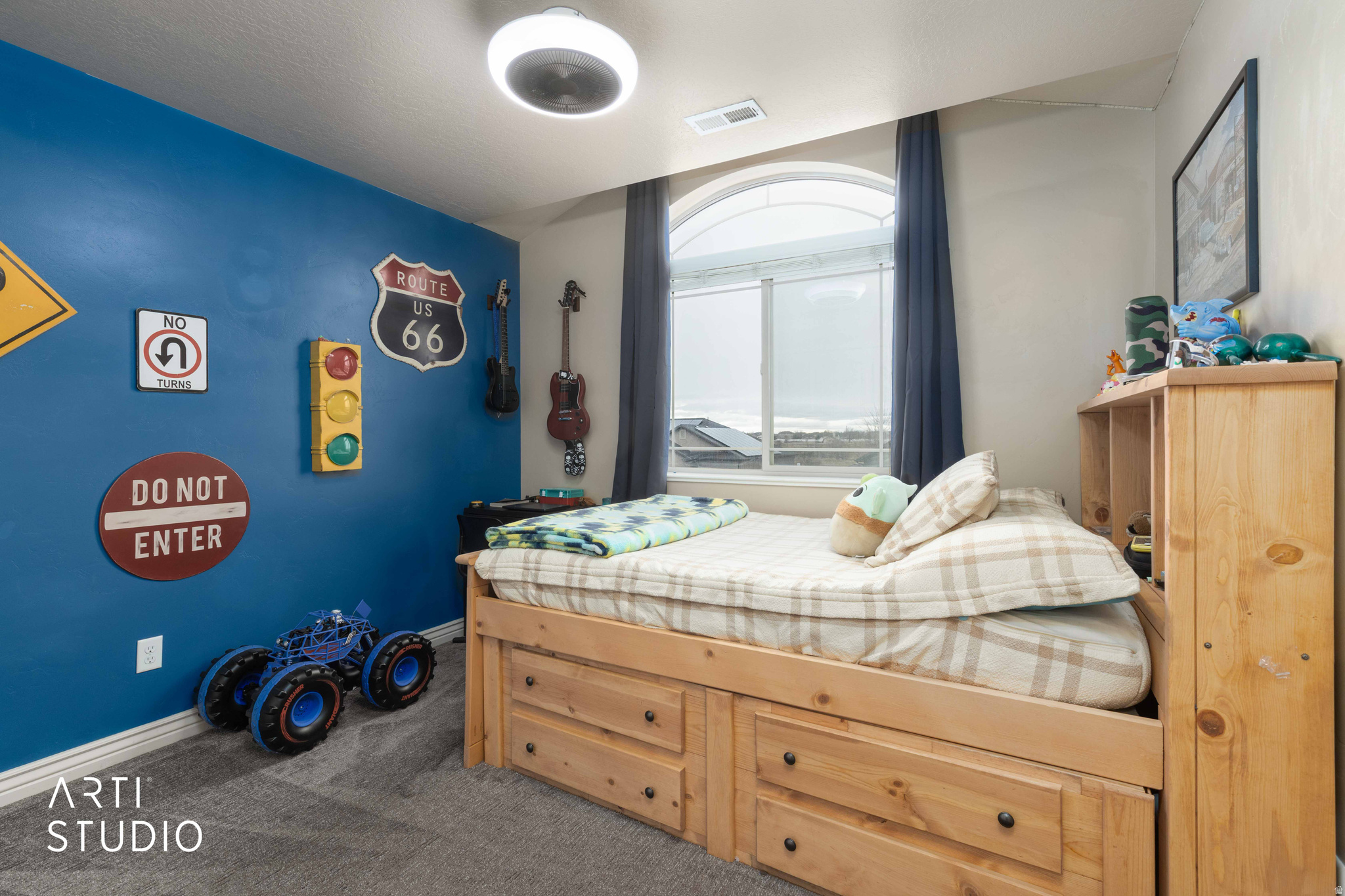 BROOKFIELD MEADOWS - Residential