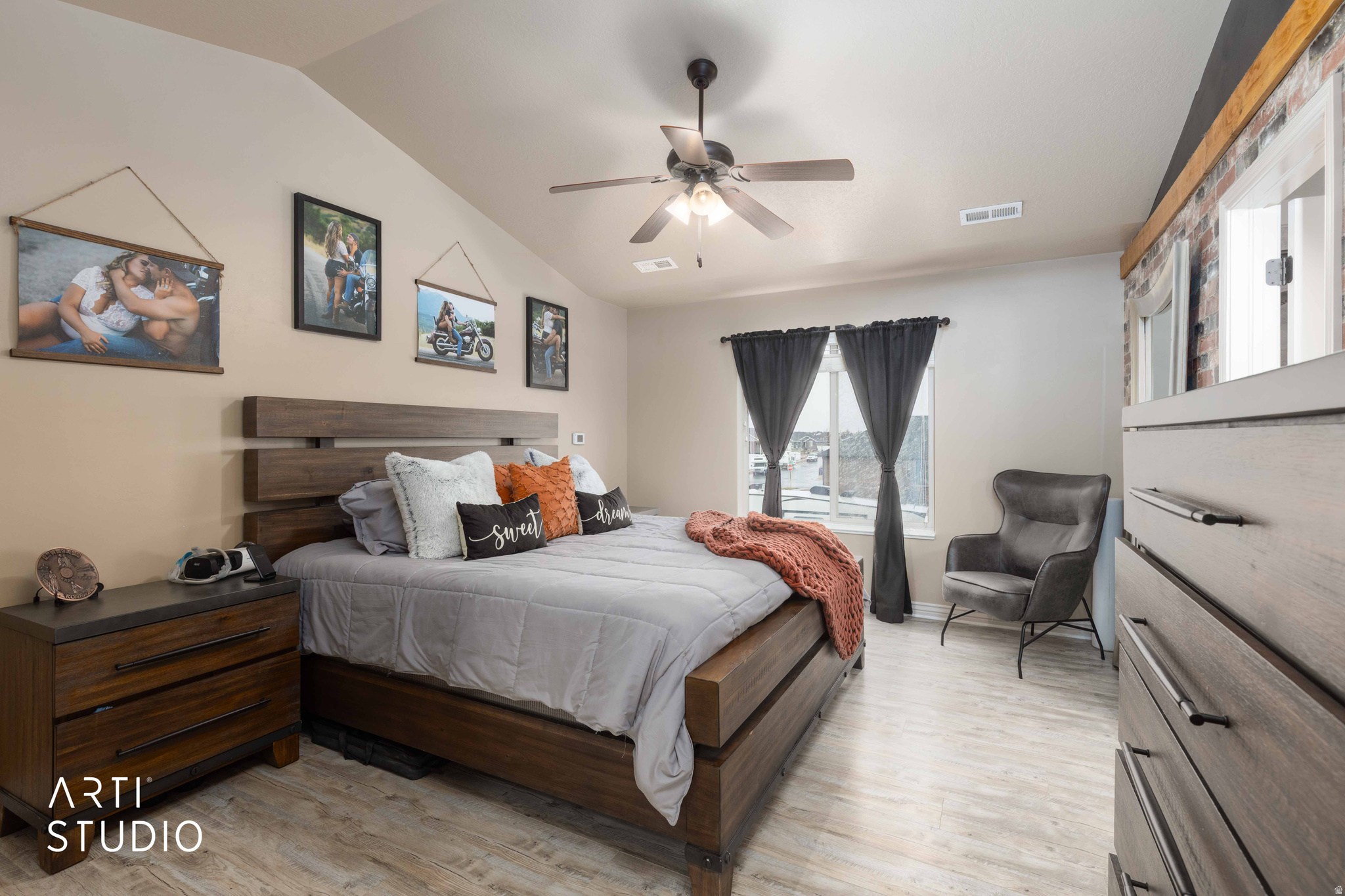 BROOKFIELD MEADOWS - Residential