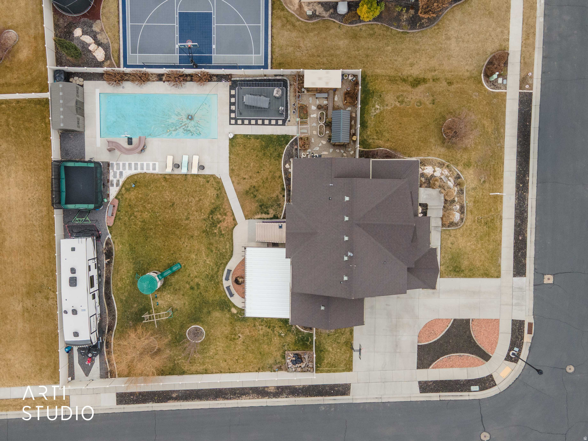 BROOKFIELD MEADOWS - Residential