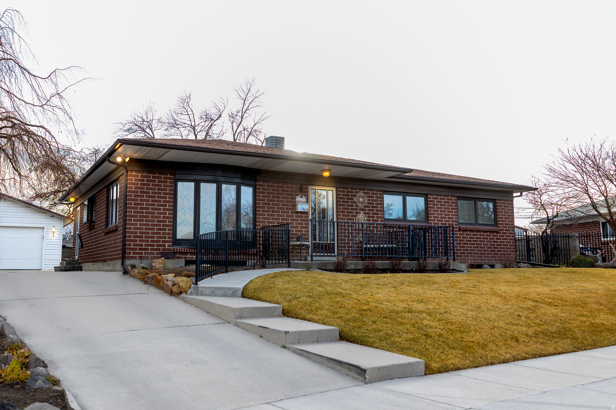 AUBURN GARDENS - Residential