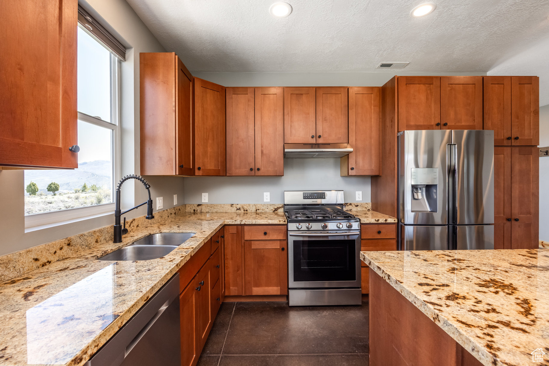 420 E Rockport Aspen Dr, Coalville, Utah image 2