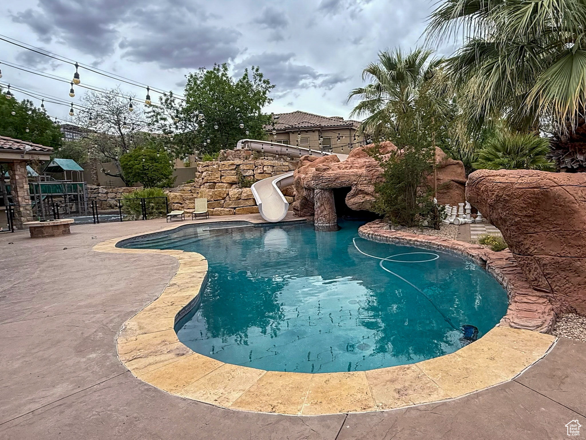 NORTHBRIDGE EST 2 - Residential