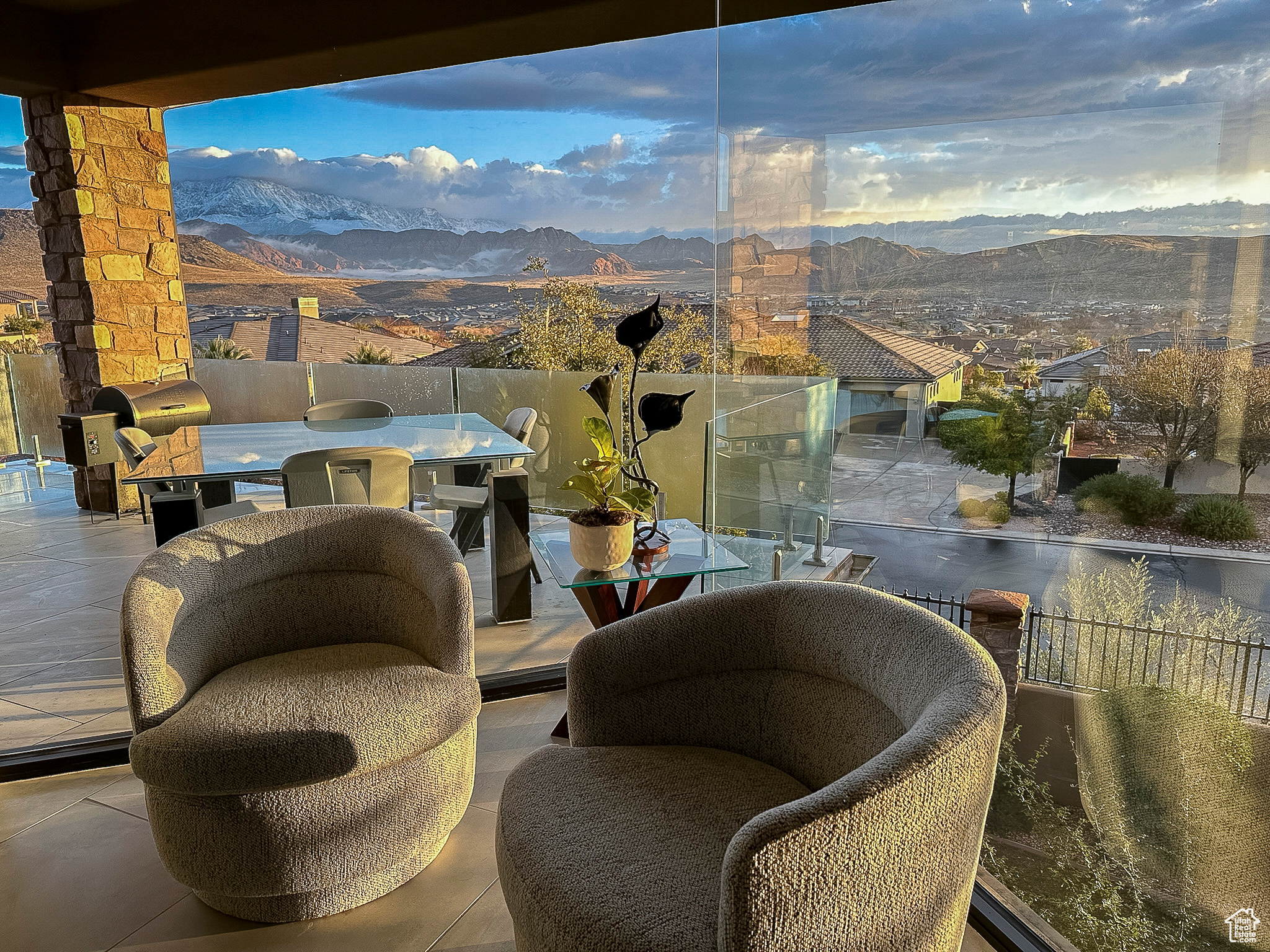 NORTHBRIDGE EST 2 - Residential