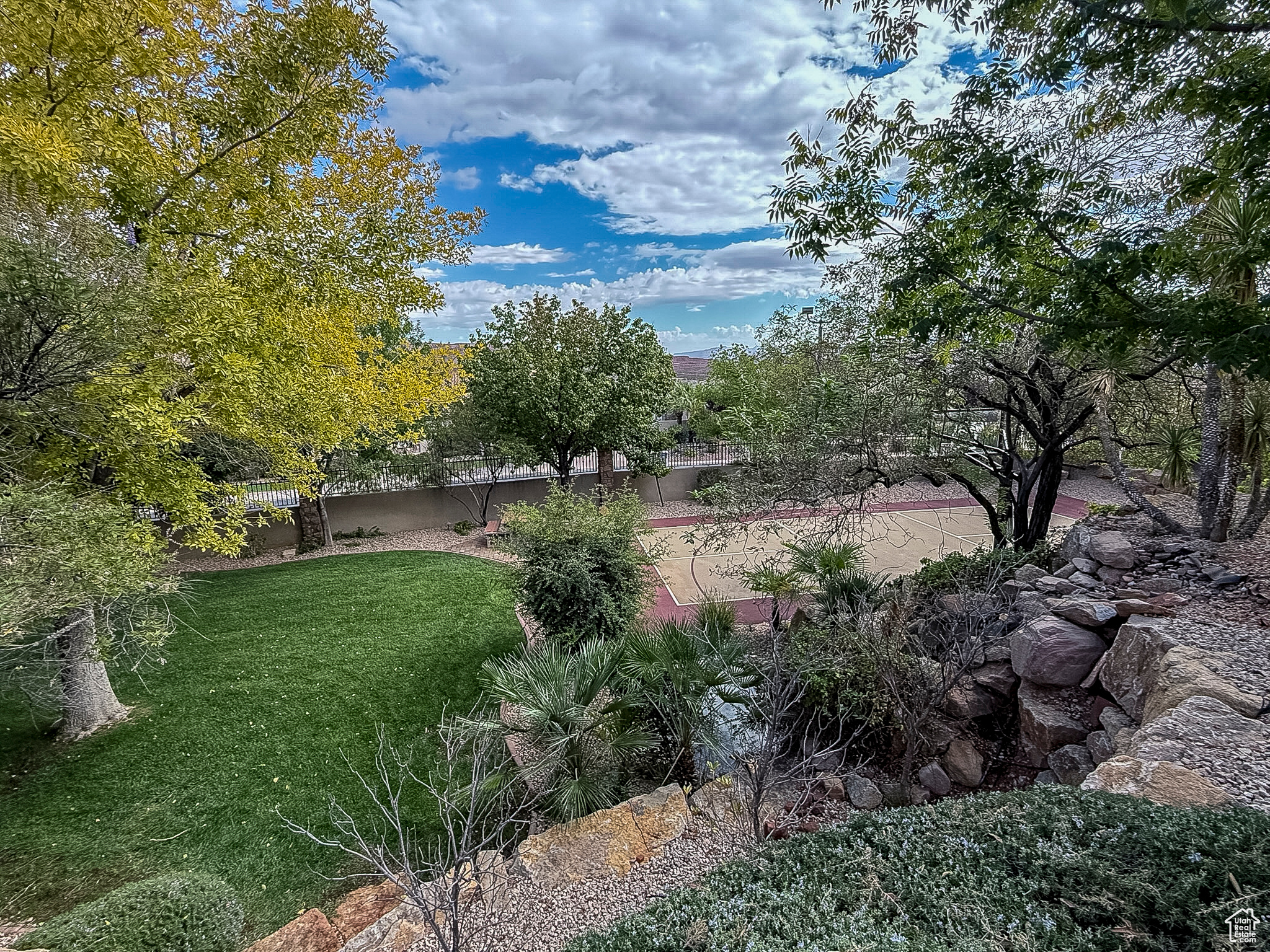 NORTHBRIDGE EST 2 - Residential