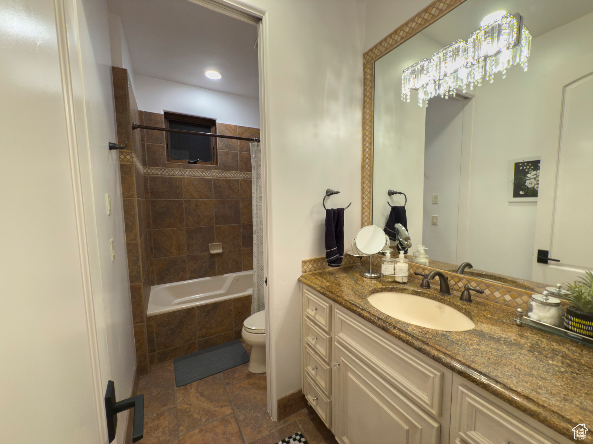 NORTHBRIDGE EST 2 - Residential