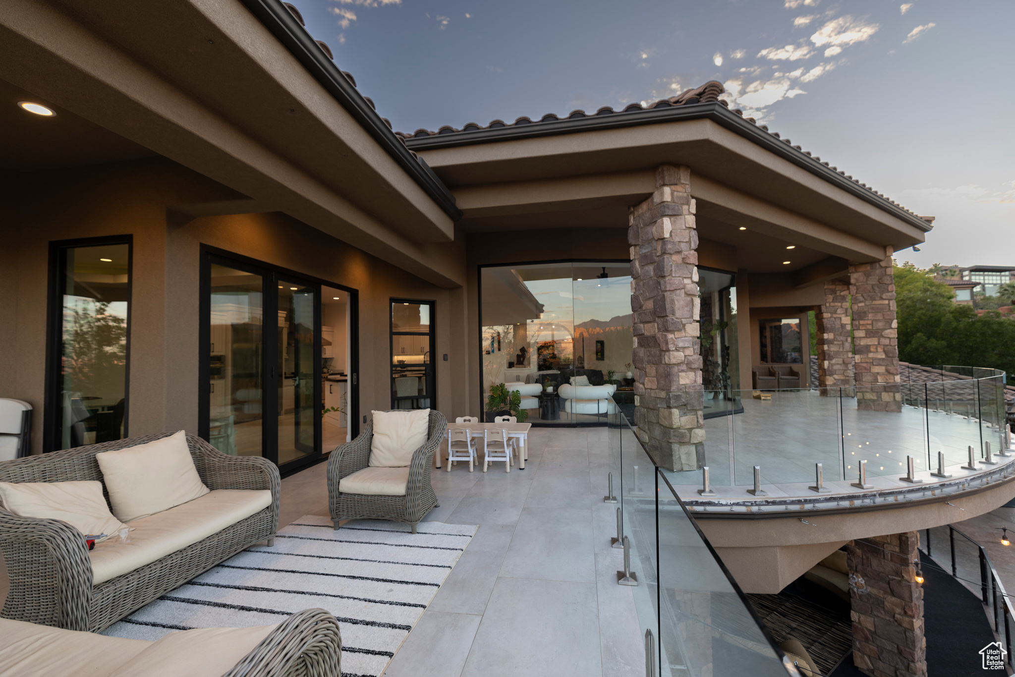 NORTHBRIDGE EST 2 - Residential