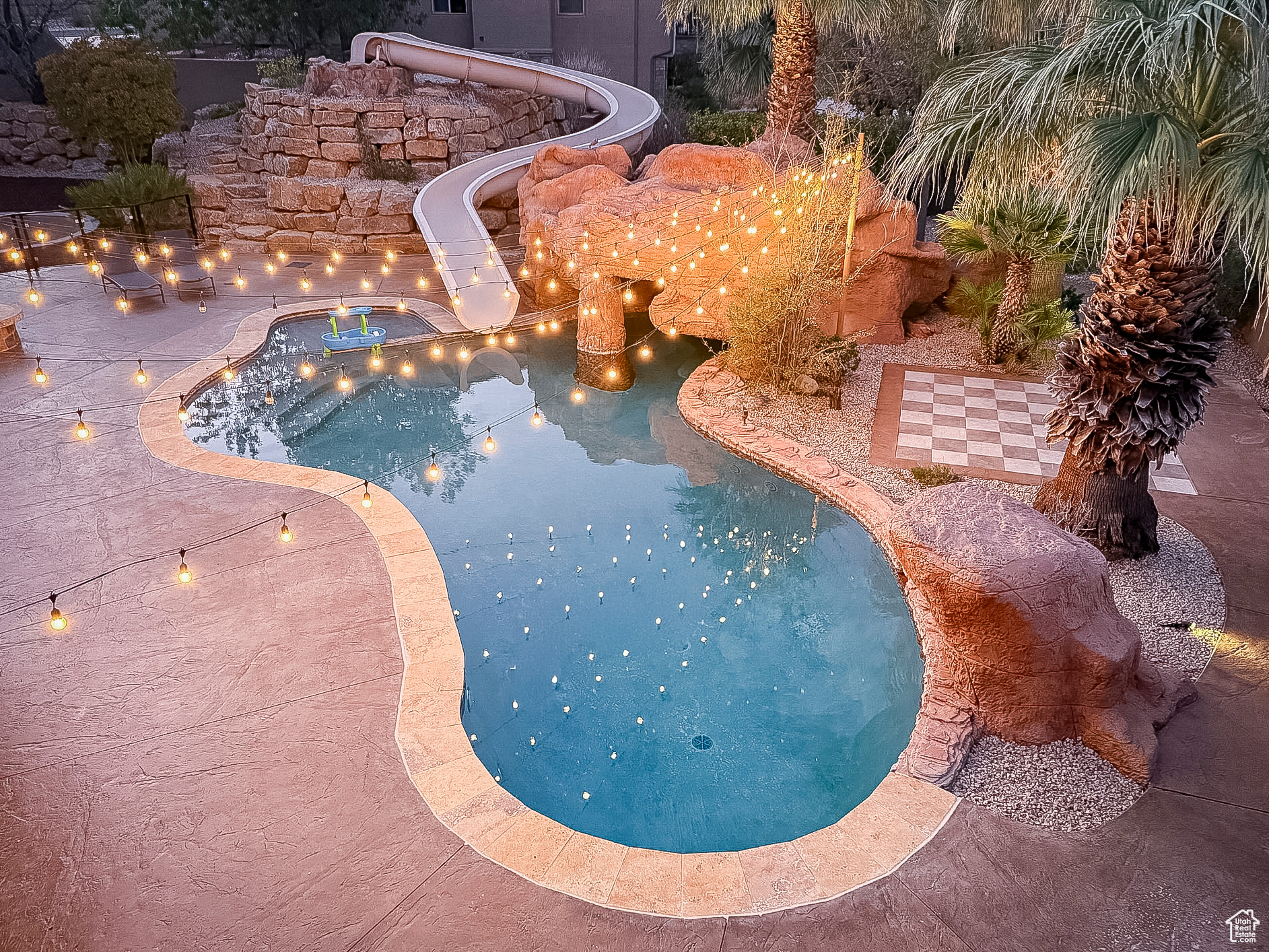 NORTHBRIDGE EST 2 - Residential