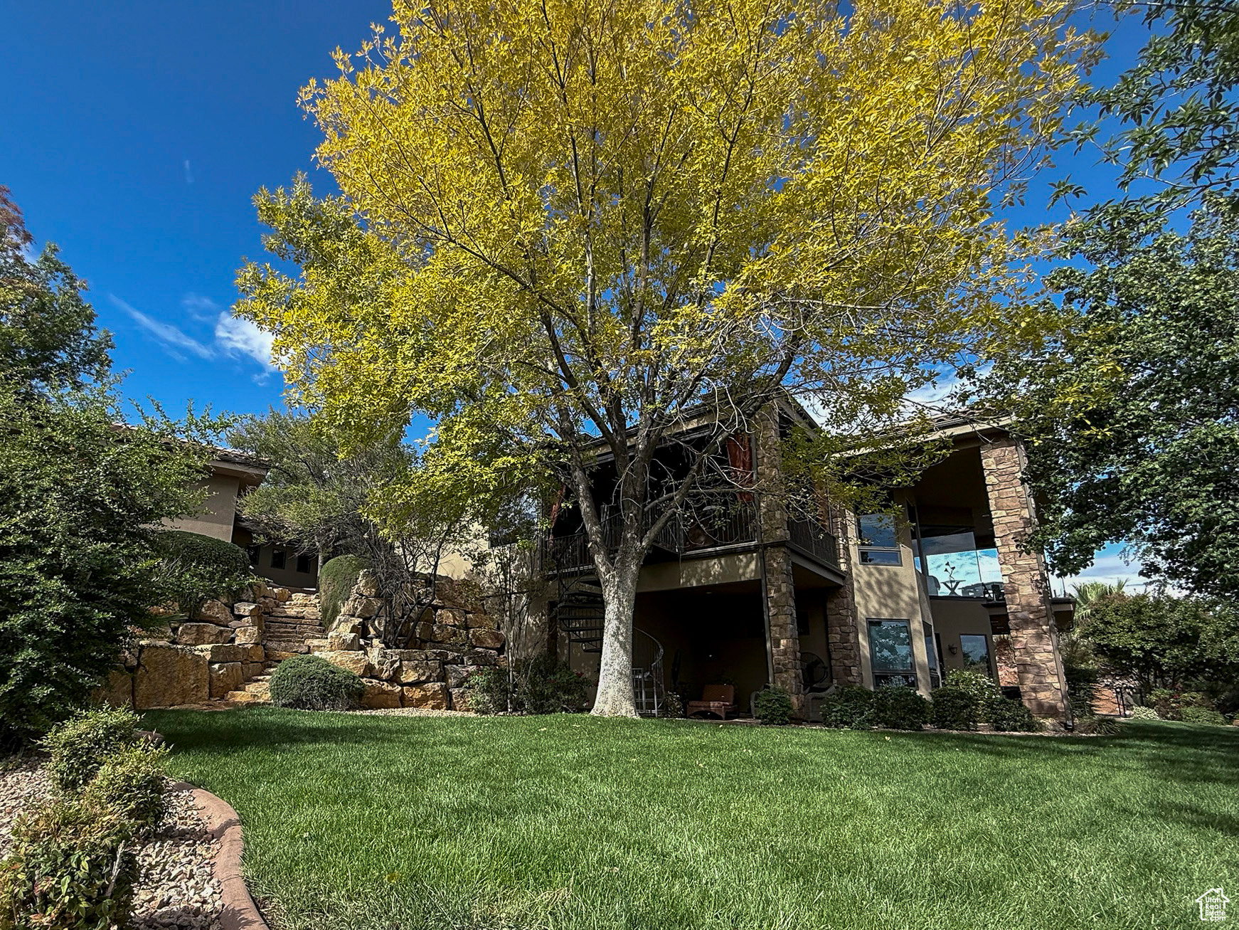 NORTHBRIDGE EST 2 - Residential