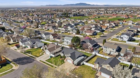 Tiny photo for 2311 N 10 W, Layton, UT 84041 (MLS # 2145176)