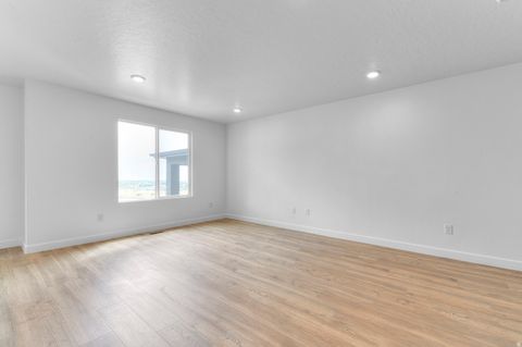 Tiny photo for 340 E GLENCOE DR #1082, Lehi, UT 84048 (MLS # 2125453)