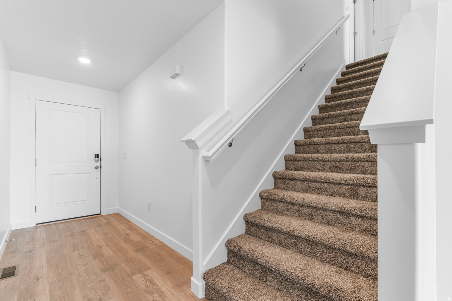 INVERNESS BY D.R. HORTON - Residential