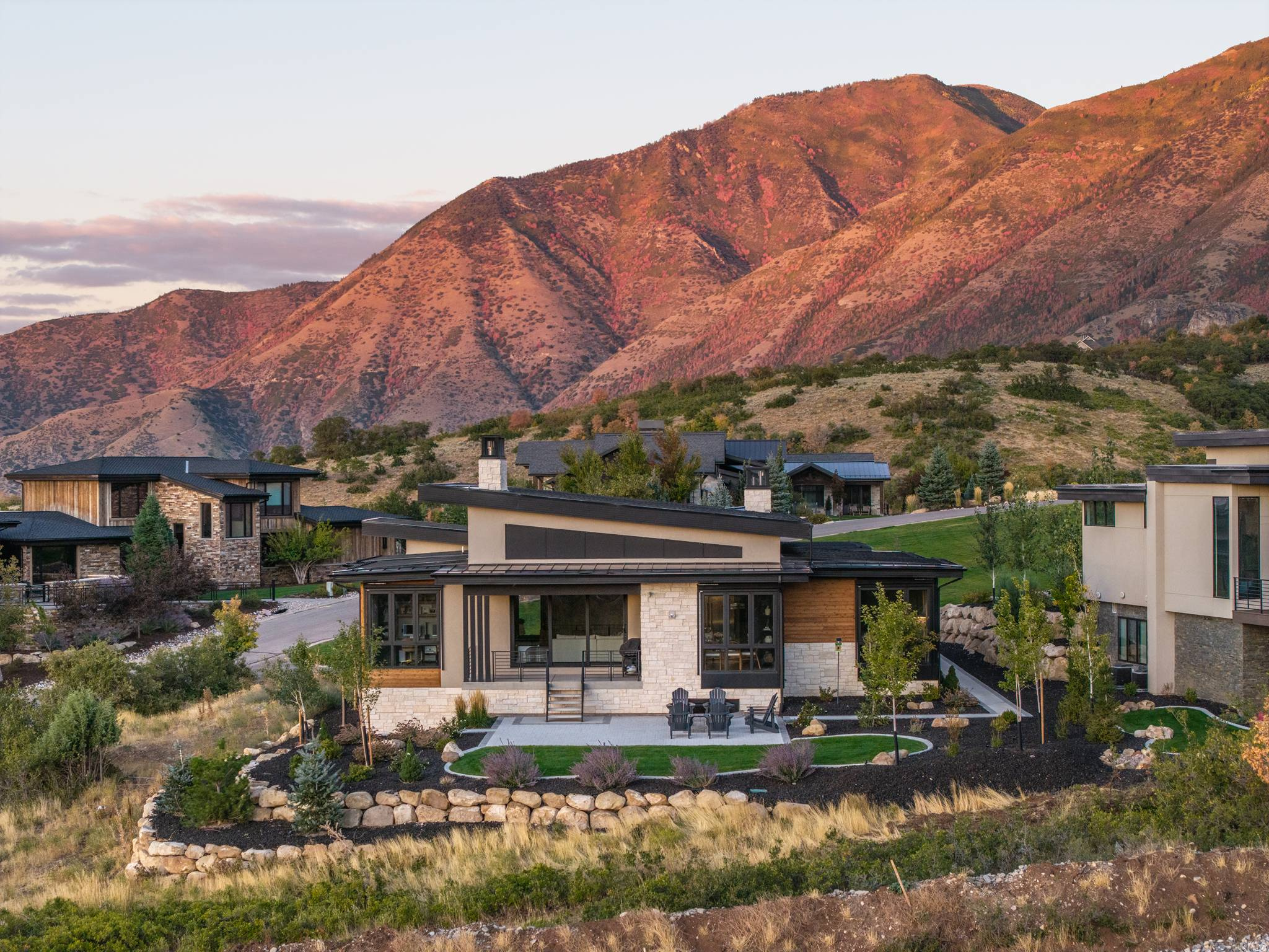 SUMMIT CREEK - Residential