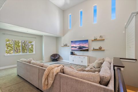 Tiny photo for 336 E 1330 S, Payson, UT 84651 (MLS # 2132859)