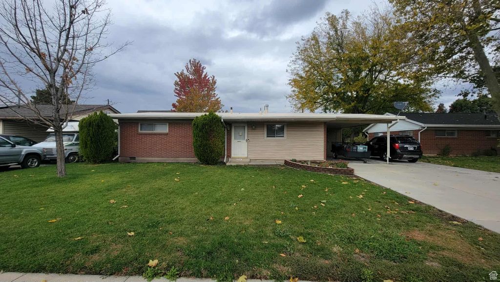 Photo of 734 W 1300 S, Woods Cross, UT 84087 (MLS # 2118316)