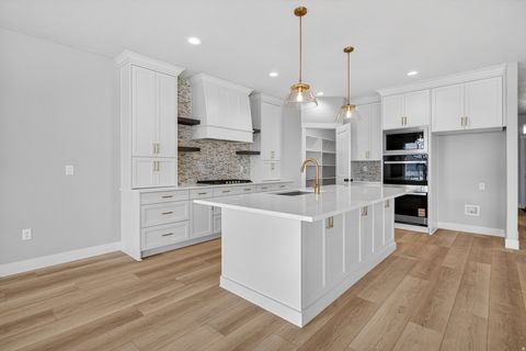 702 S 3600 W 101 West Weber UT 84401