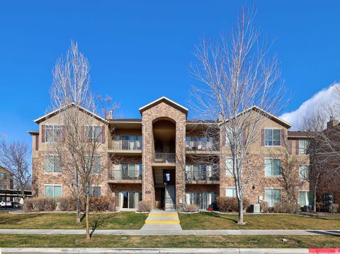 Tiny photo for 476 W 200 N #108, Springville, UT 84663 (MLS # 2133889)