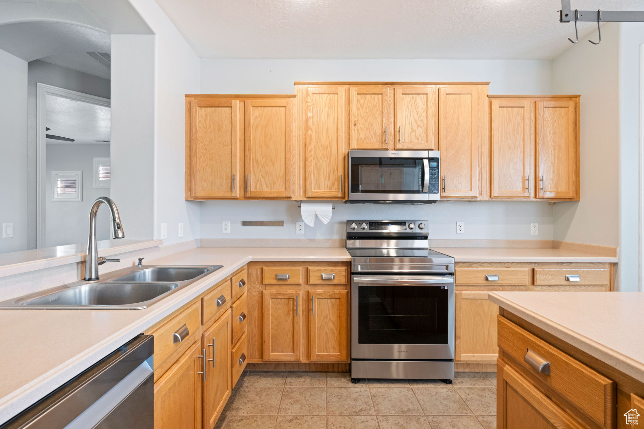 CORAL CANYON 1 - Residential