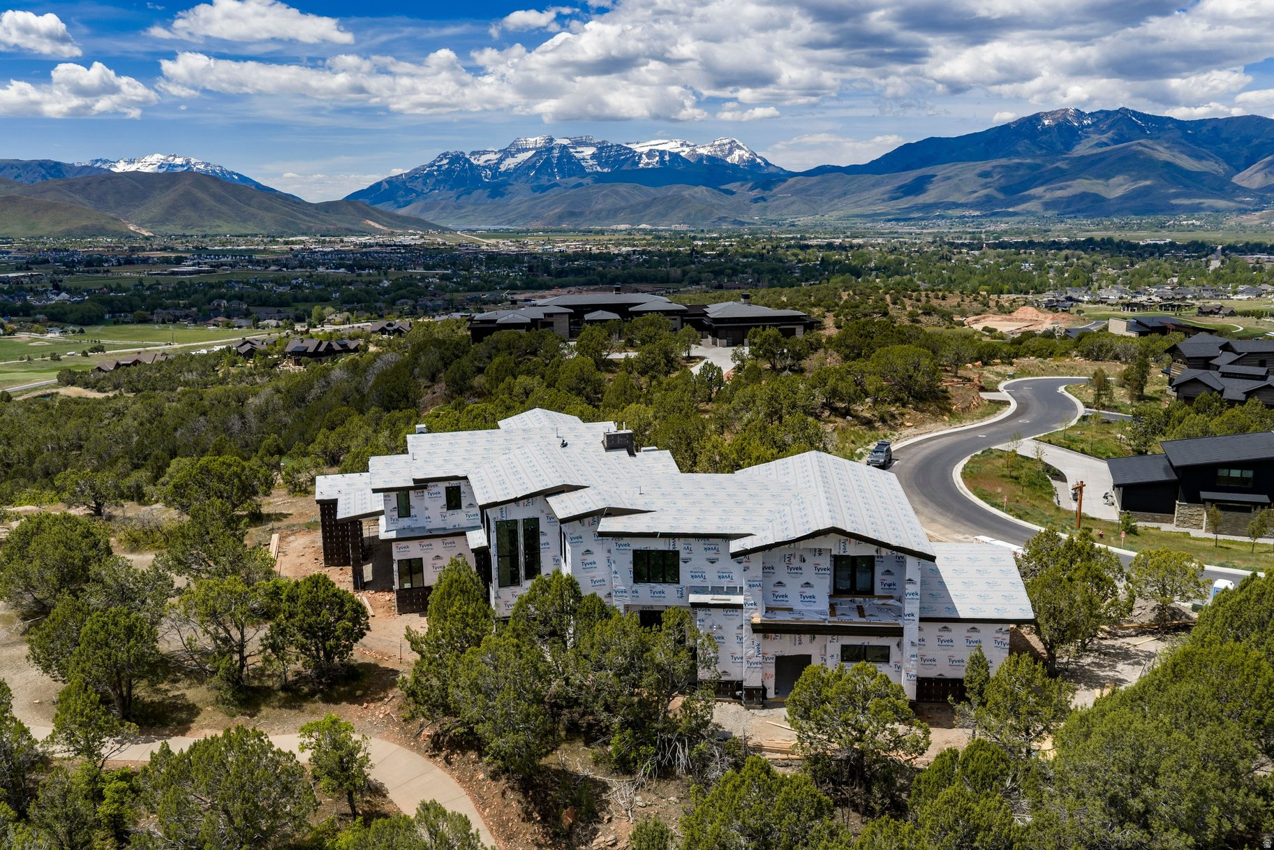 RED LEDGES - Residential