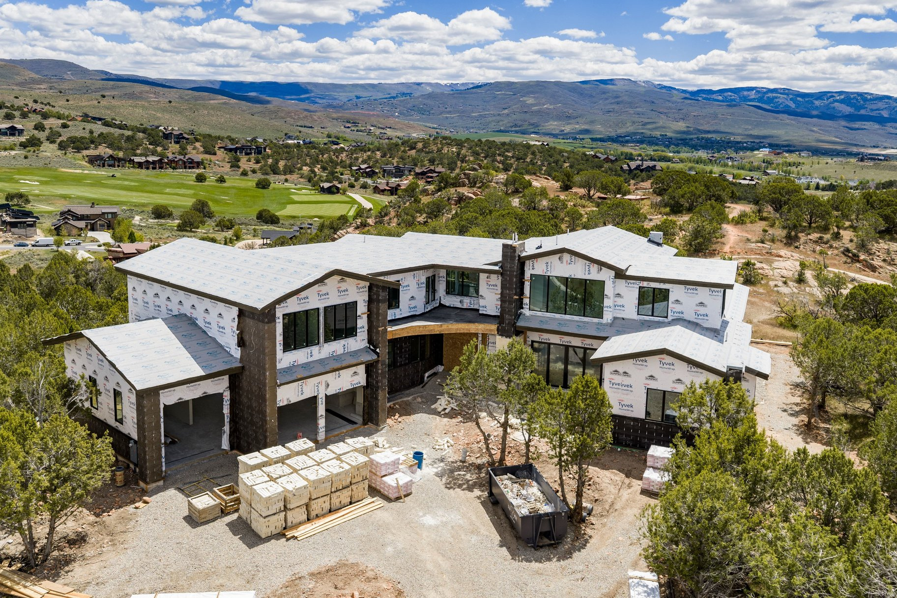 RED LEDGES - Residential