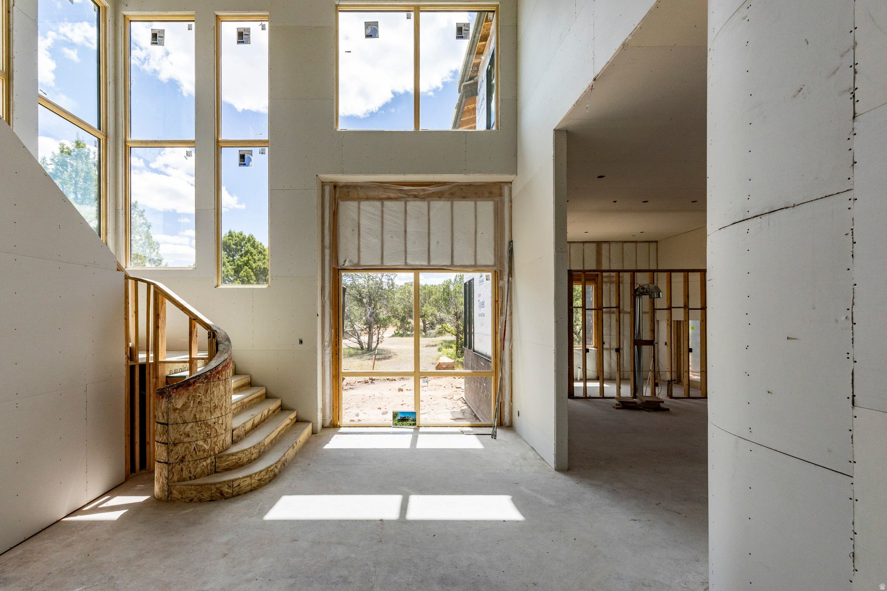 RED LEDGES - Residential