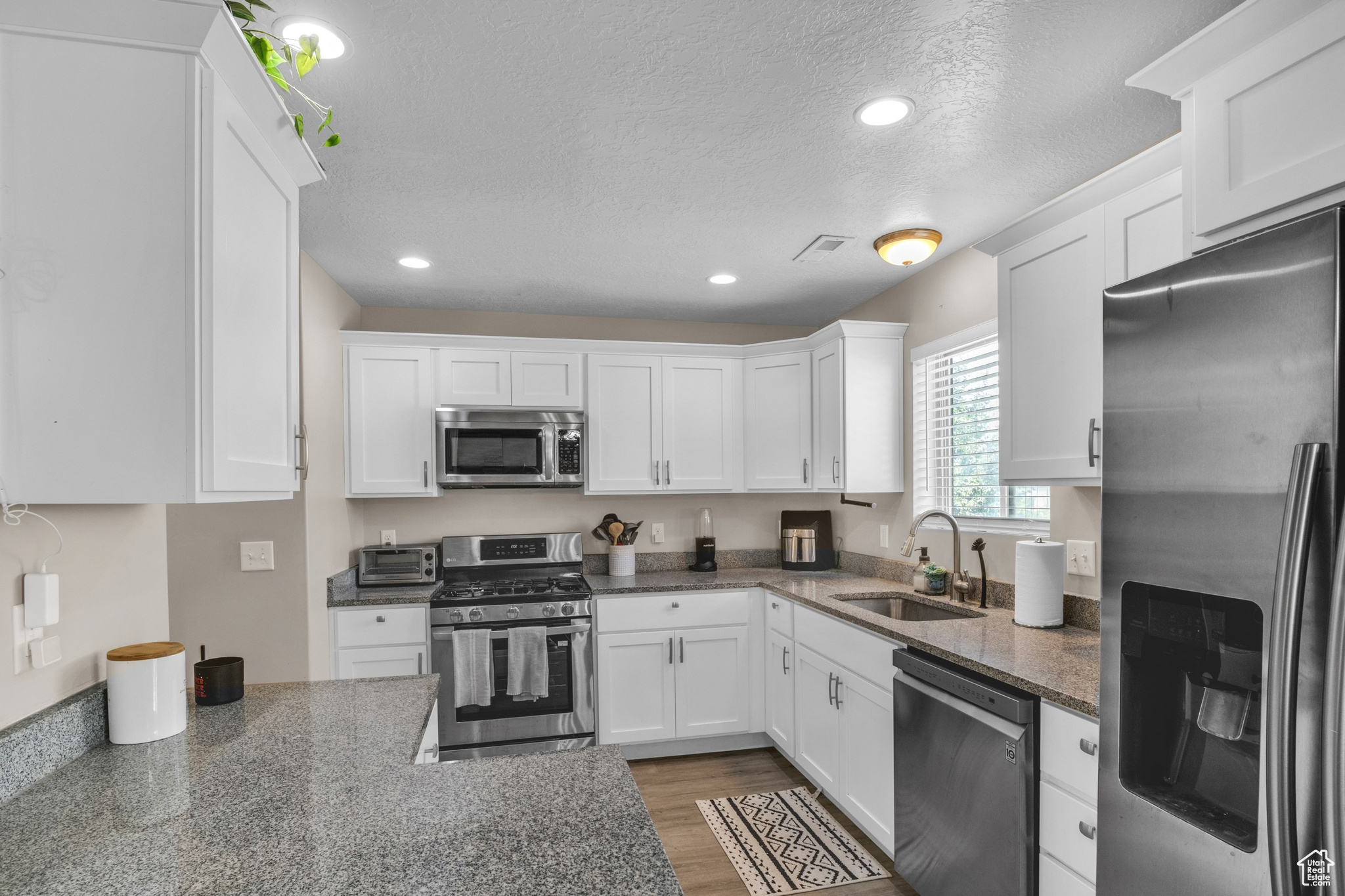 MAGGIES BEND - Residential