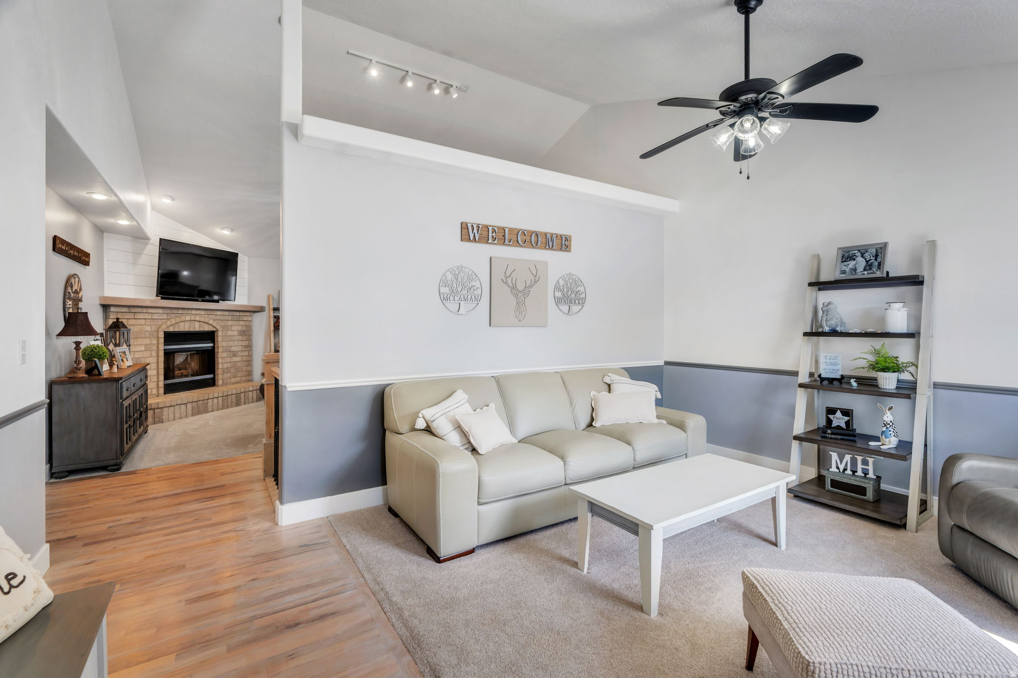 AUTUMN COVE - Residential