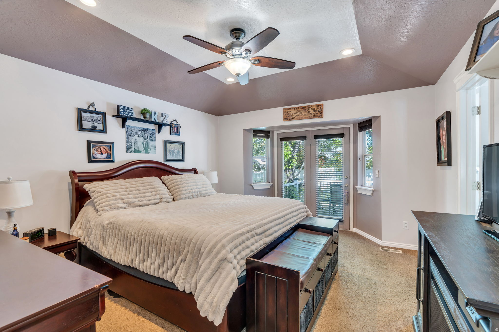 AUTUMN COVE - Residential