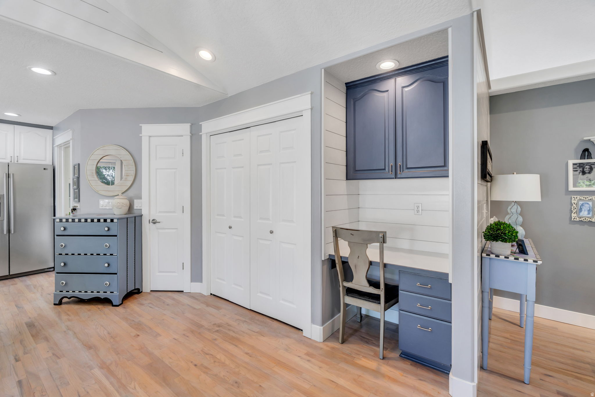 AUTUMN COVE - Residential