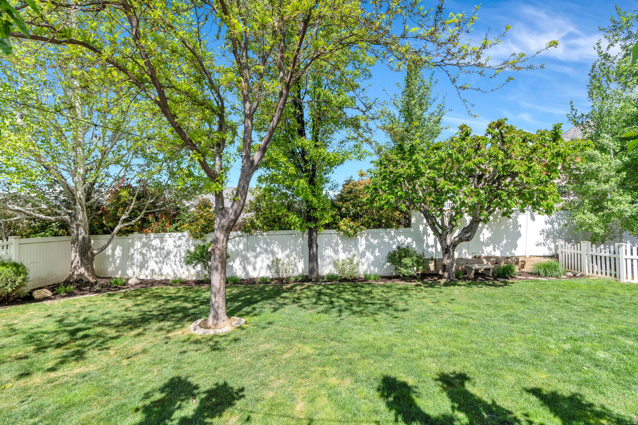 AUTUMN COVE - Residential