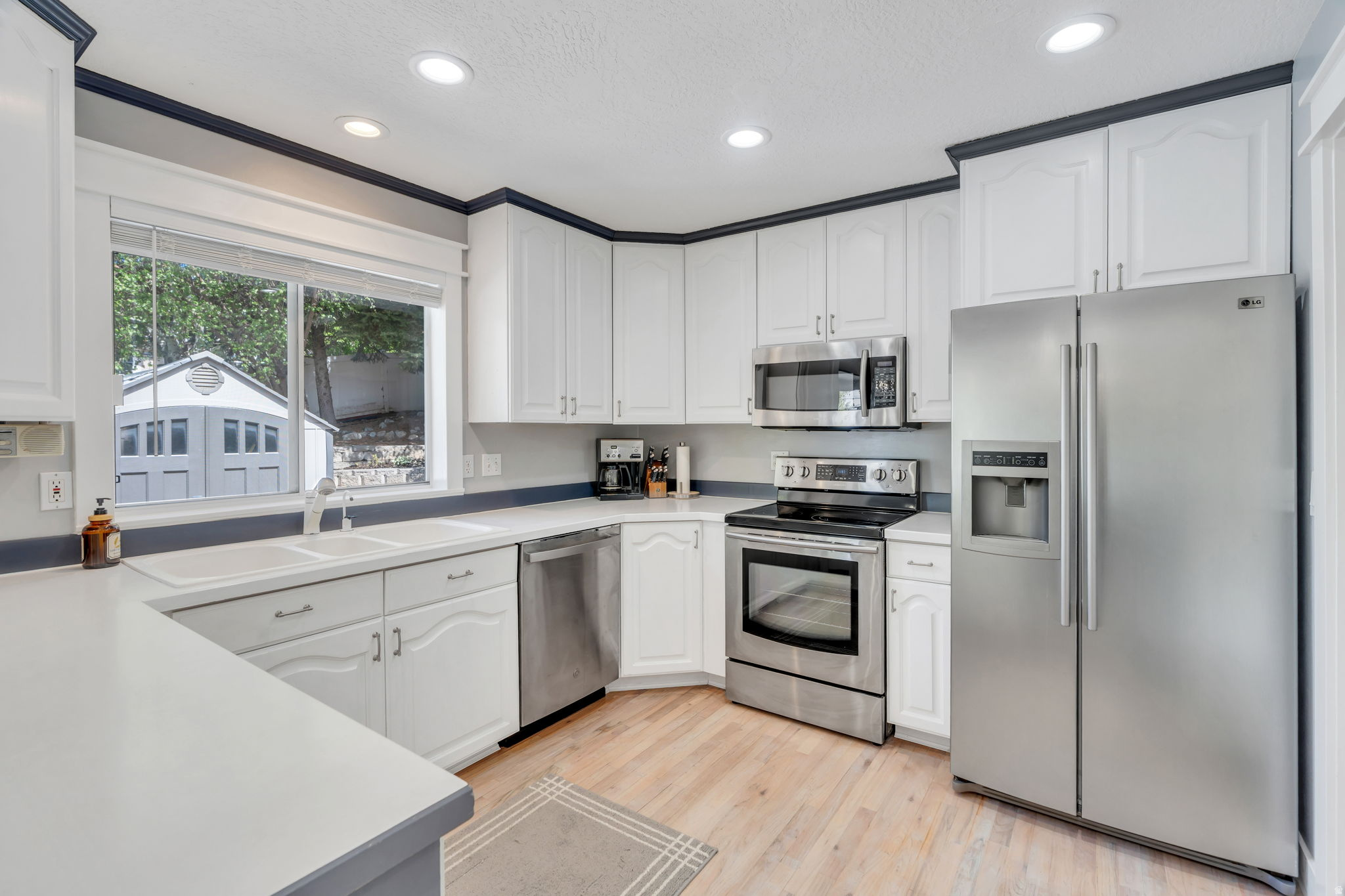 AUTUMN COVE - Residential