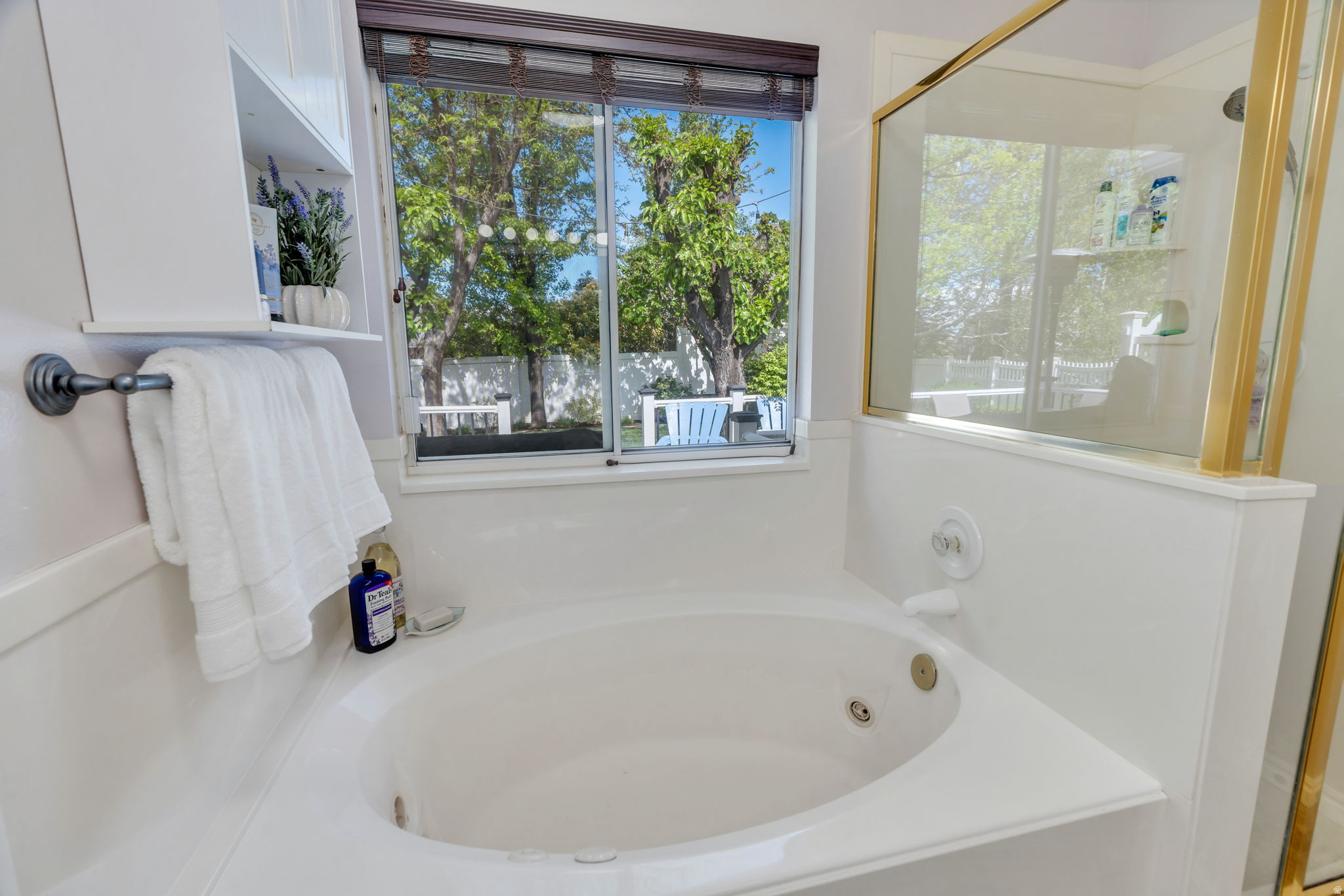 AUTUMN COVE - Residential