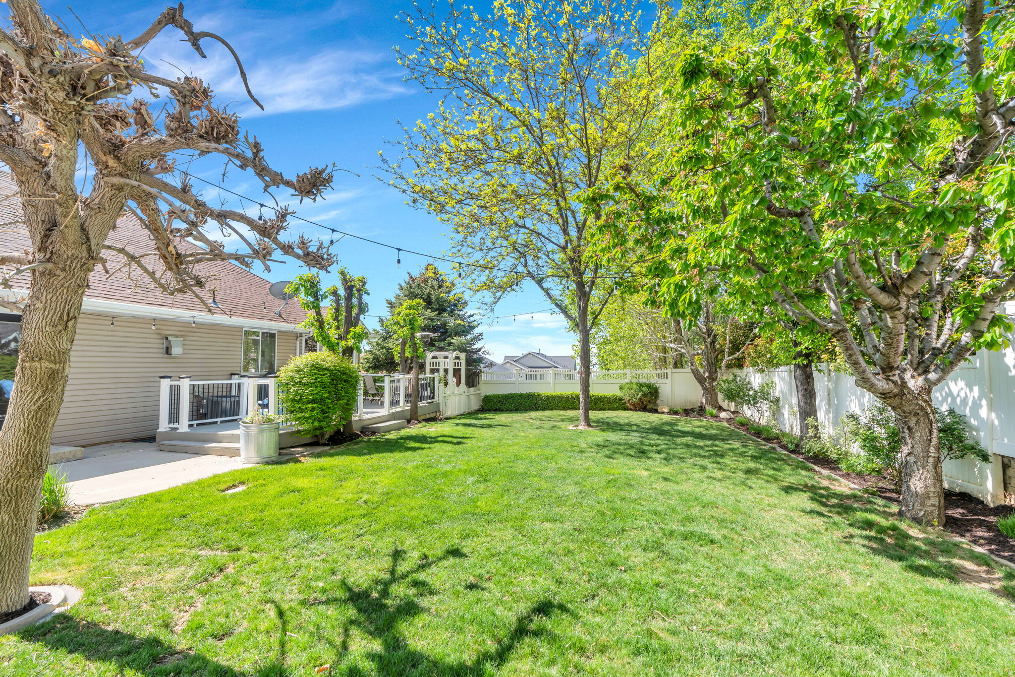 AUTUMN COVE - Residential