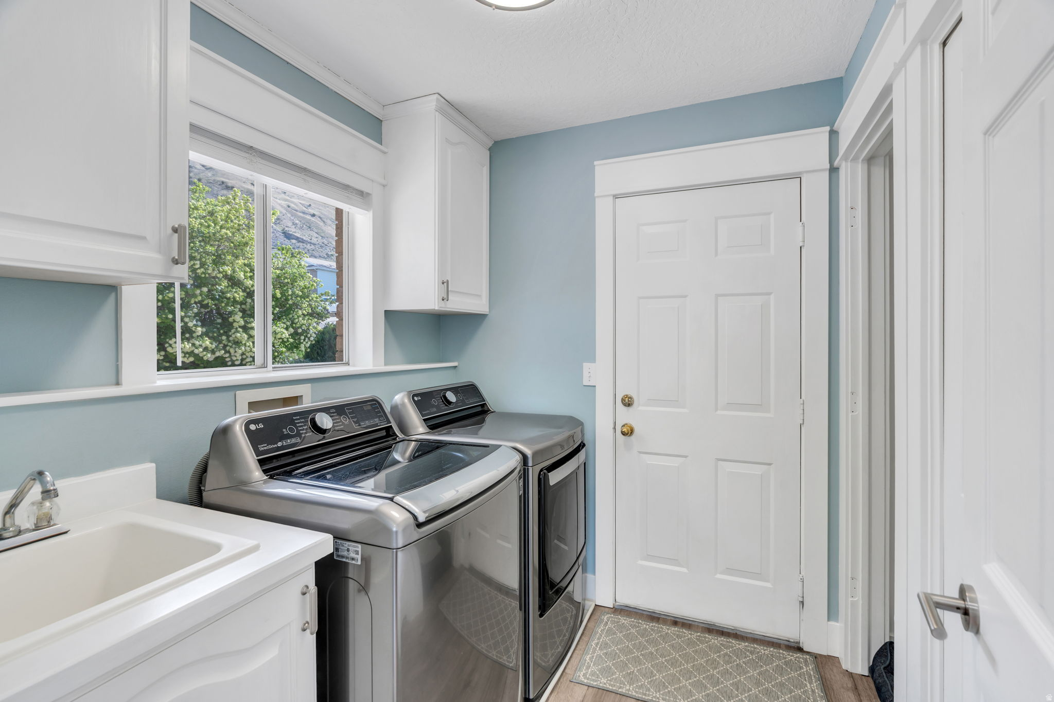 AUTUMN COVE - Residential