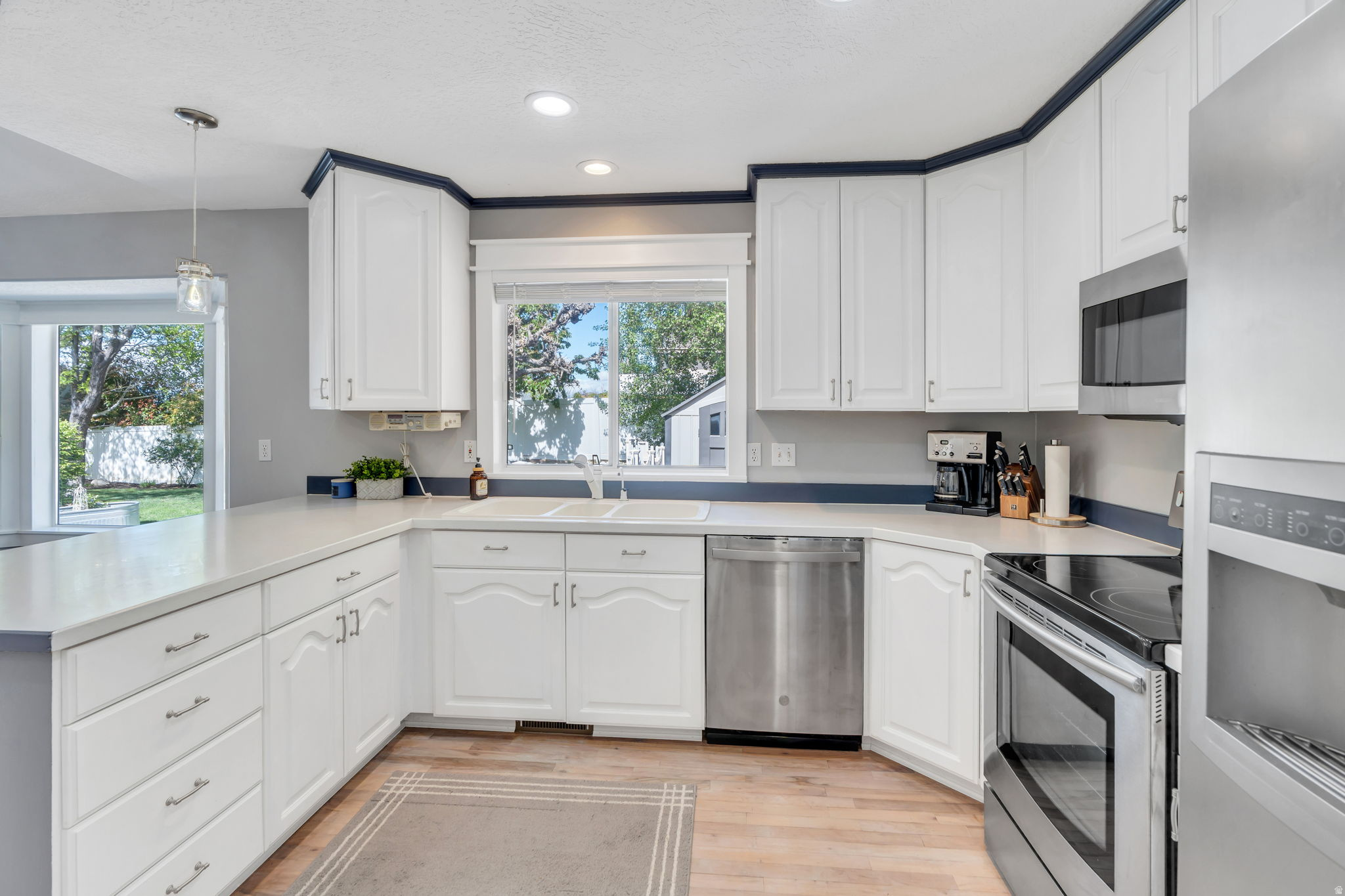 AUTUMN COVE - Residential