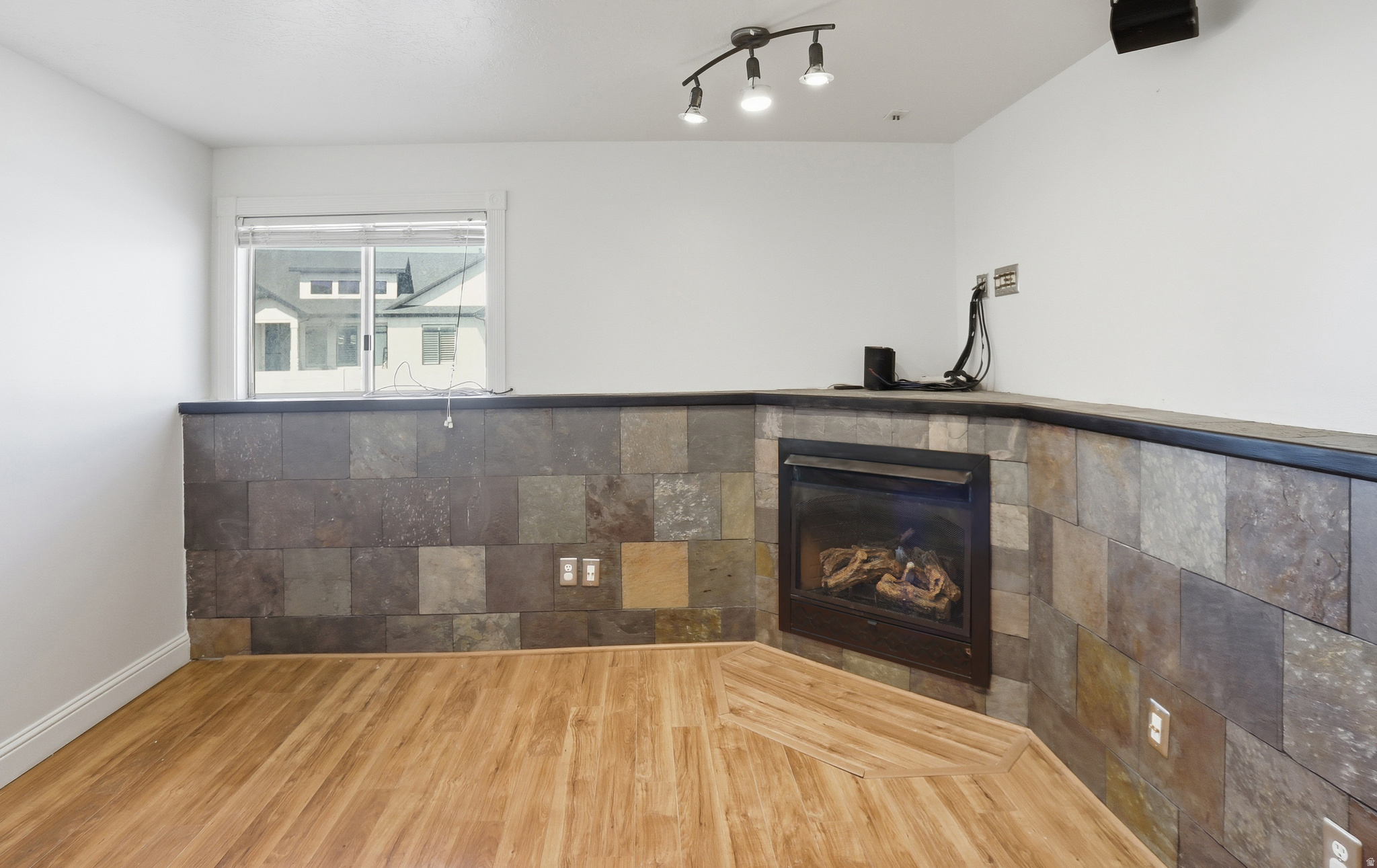 SHARAL PARK - Residential