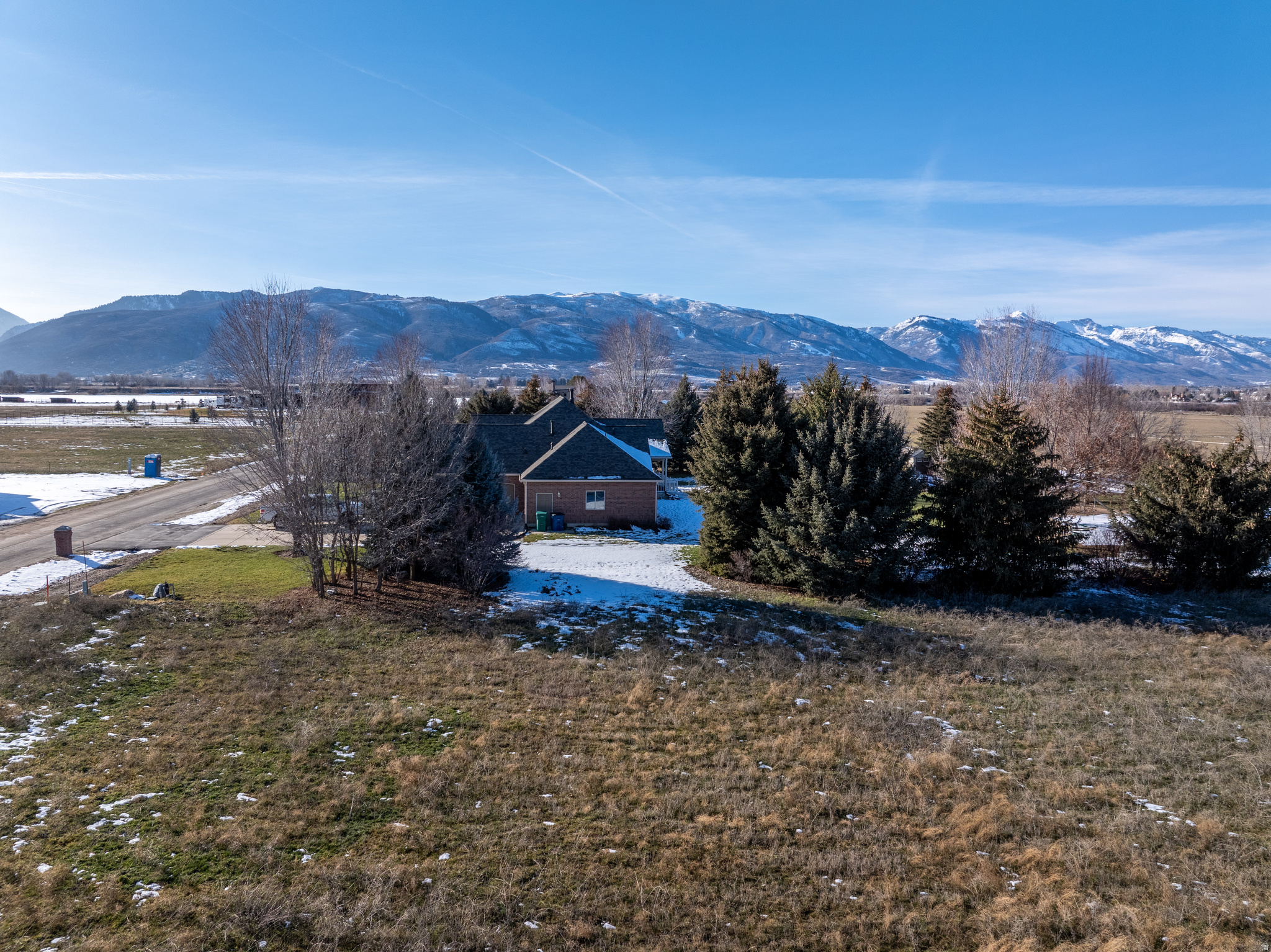 HERITAGE KNOLL - Land