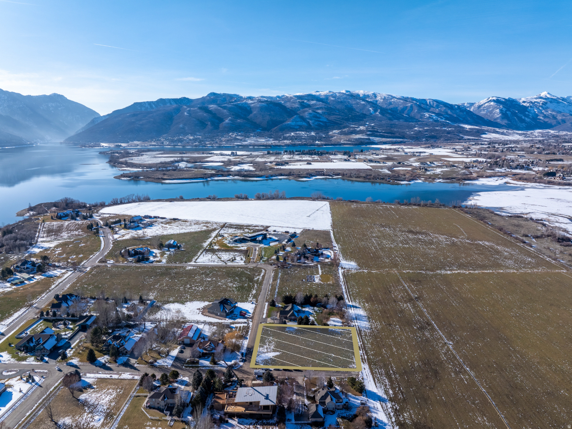 HERITAGE KNOLL - Land