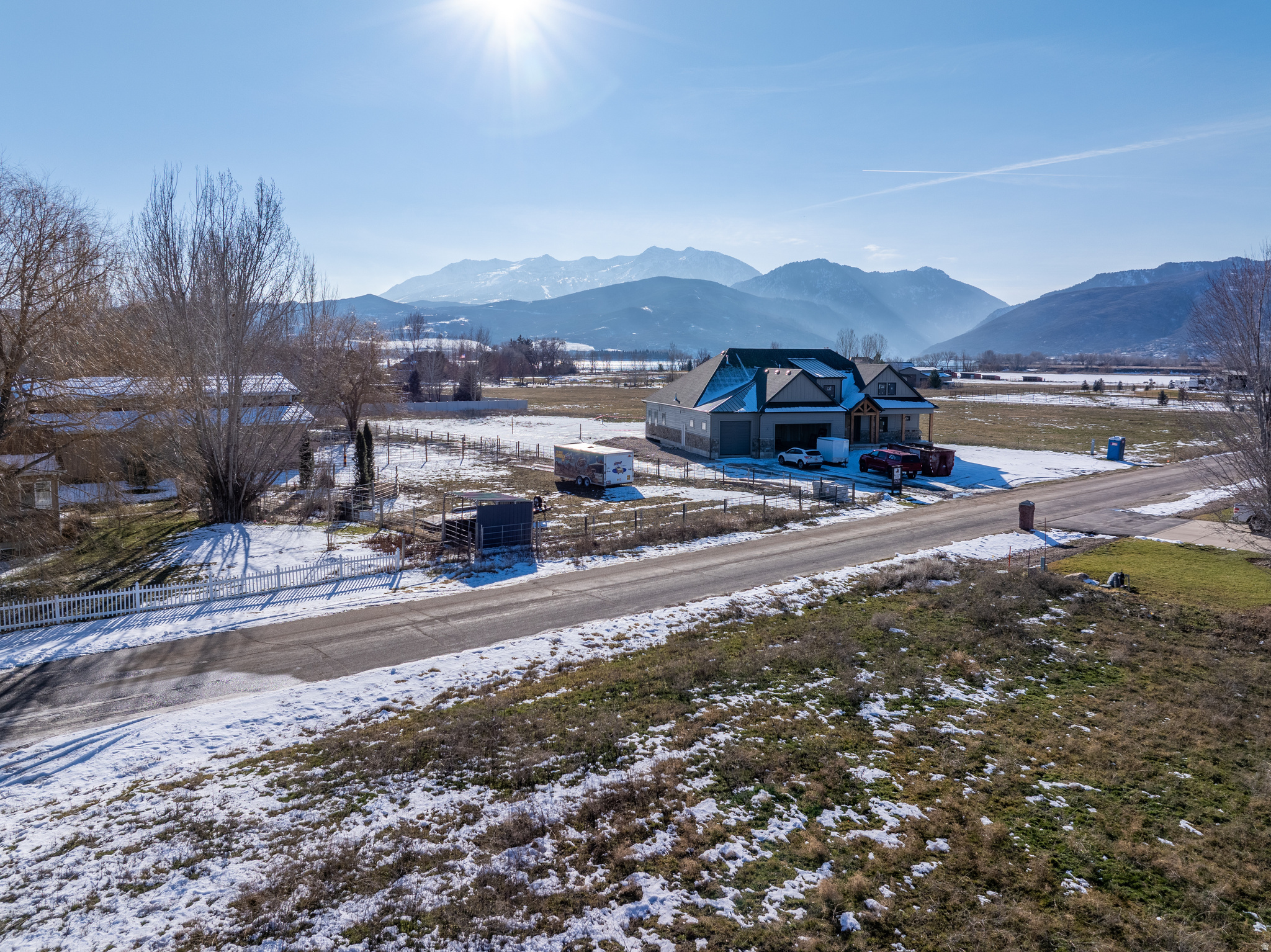 HERITAGE KNOLL - Land