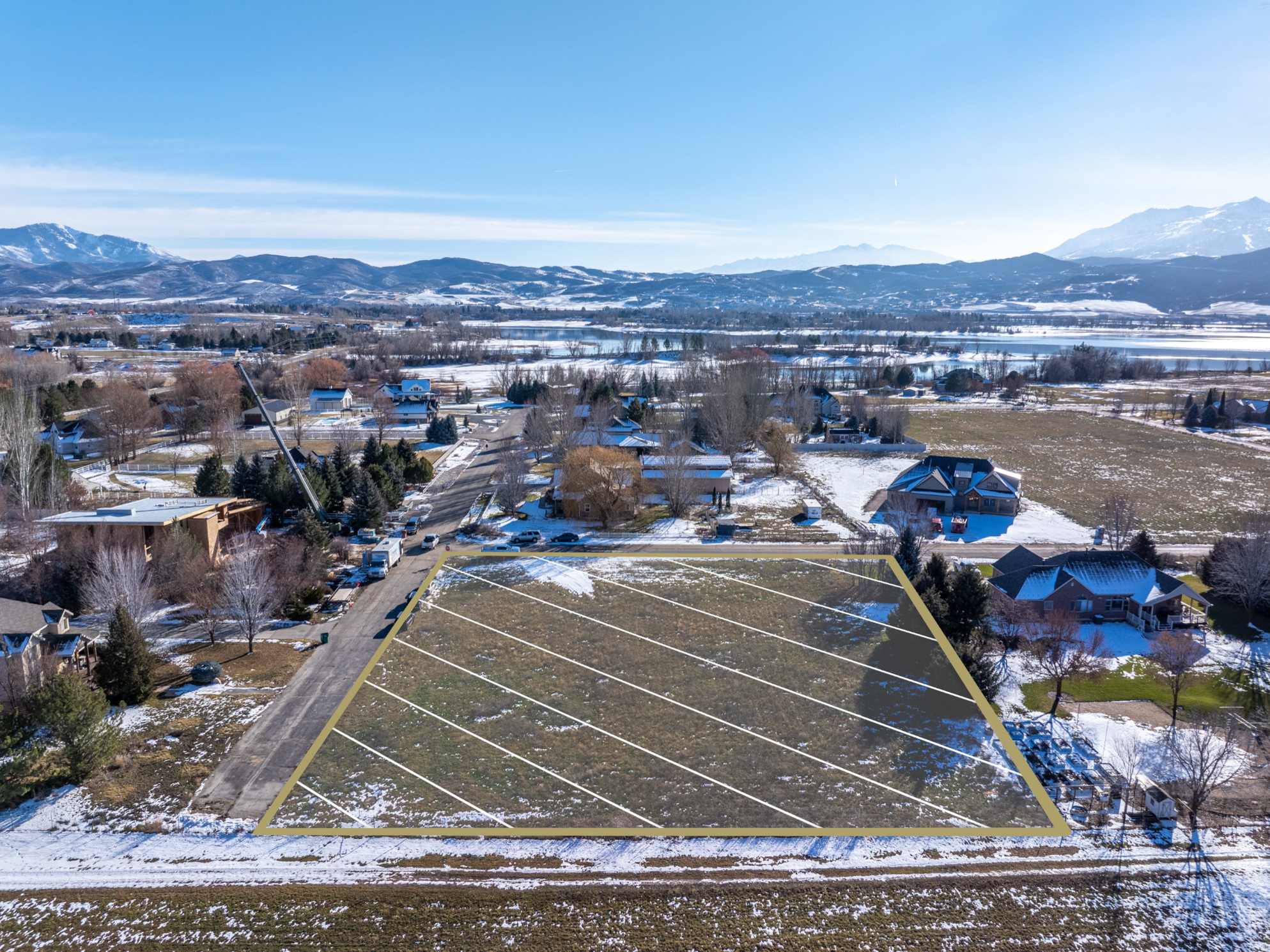 HERITAGE KNOLL - Land