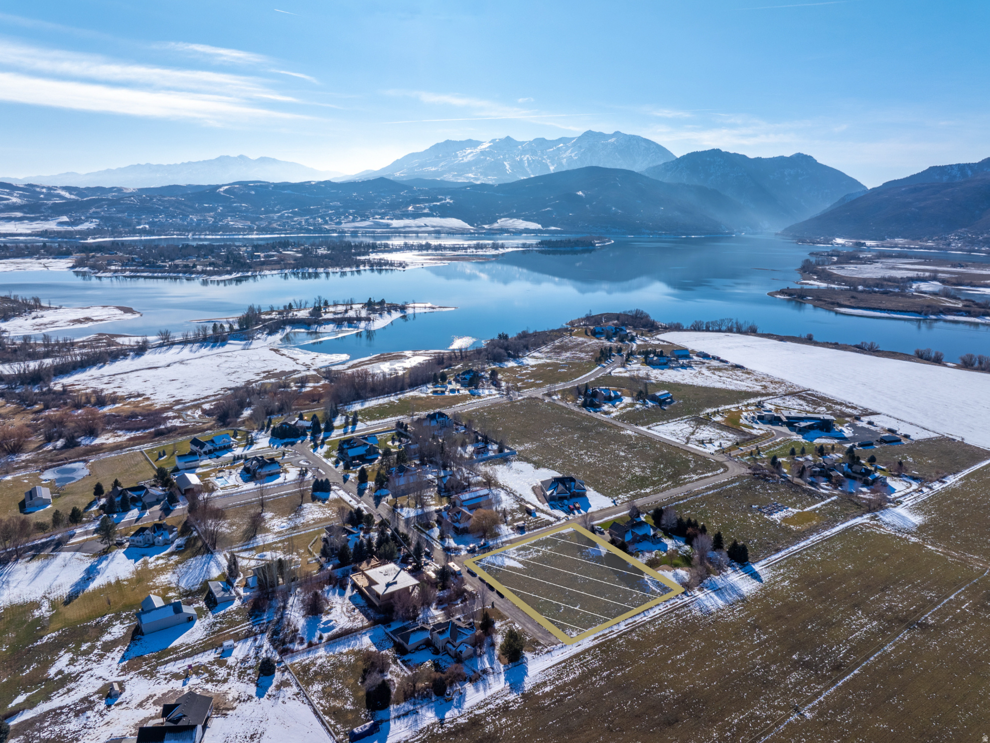 HERITAGE KNOLL - Land